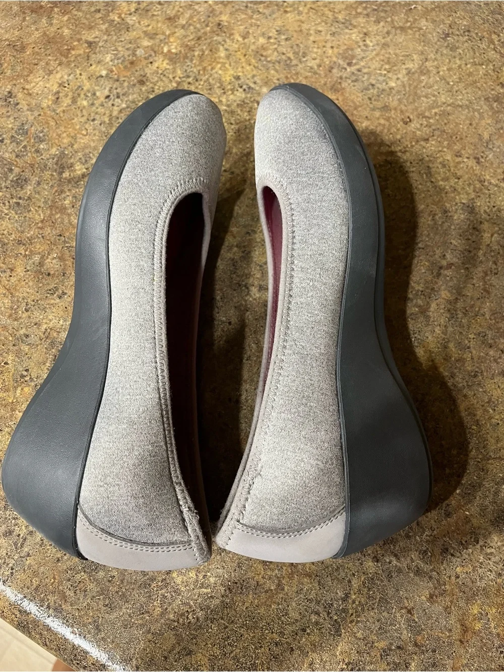 NWOT Crocs Busy Day Heathered Gray Wedge Flats Sz 9 Travel Office Comfortable